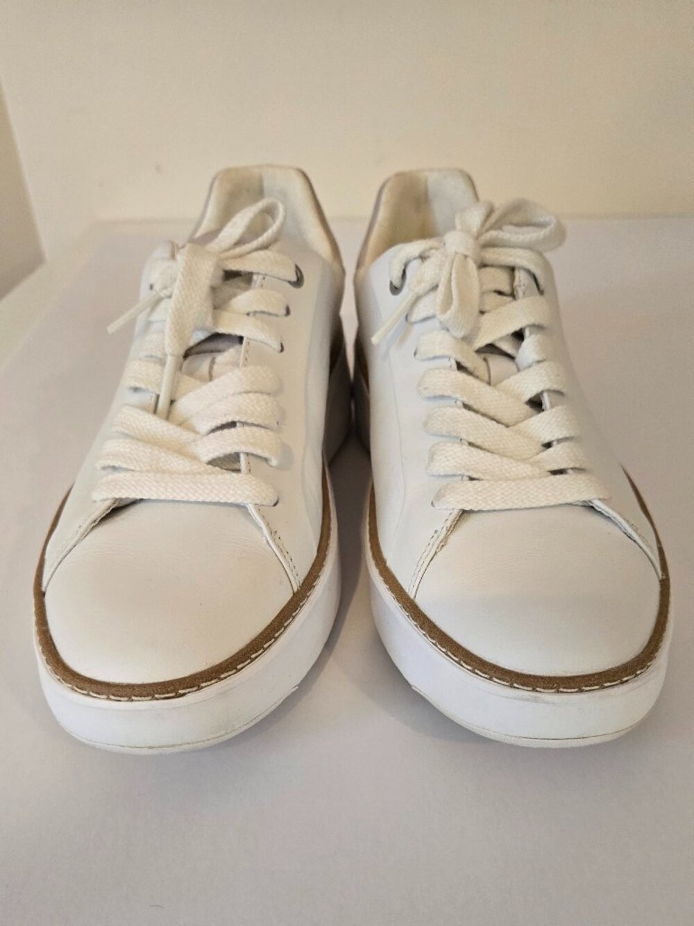 Cole Haan White Leather Lace Up Sneakers Platform Sole Size 8.5
